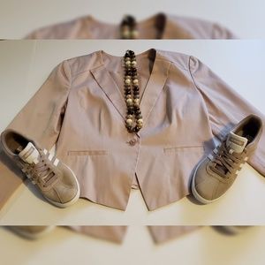 Halogen label, tuxedo style blazer, pale pink, L